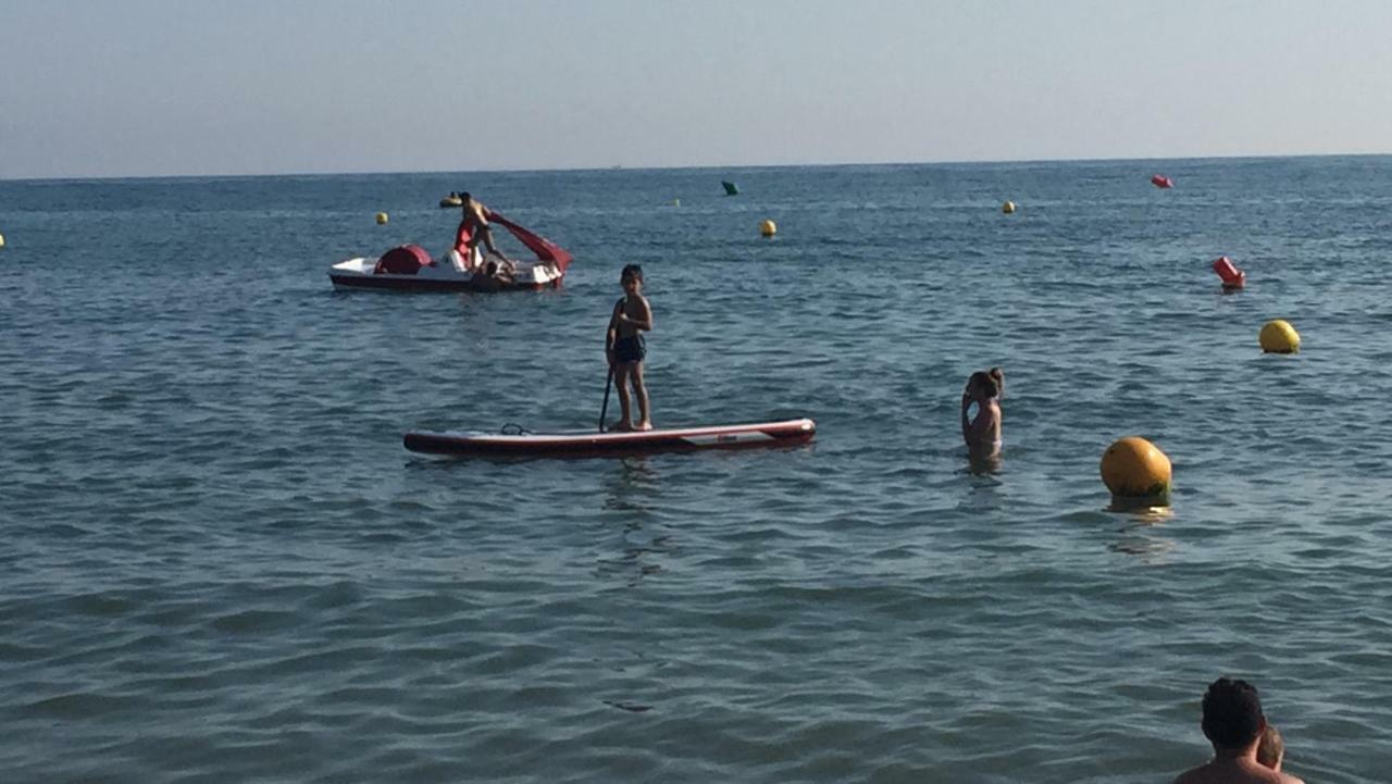 شقة Piso Vacaciones En Familia O Amigos مالقة المظهر الخارجي الصورة